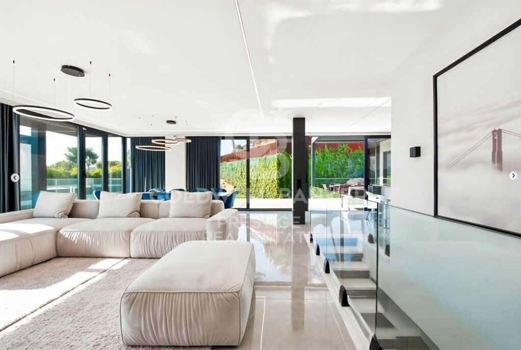Villa Castelldefels, Barcelona, Spānijā 5 istabas, 327 m2 Nr. 158923