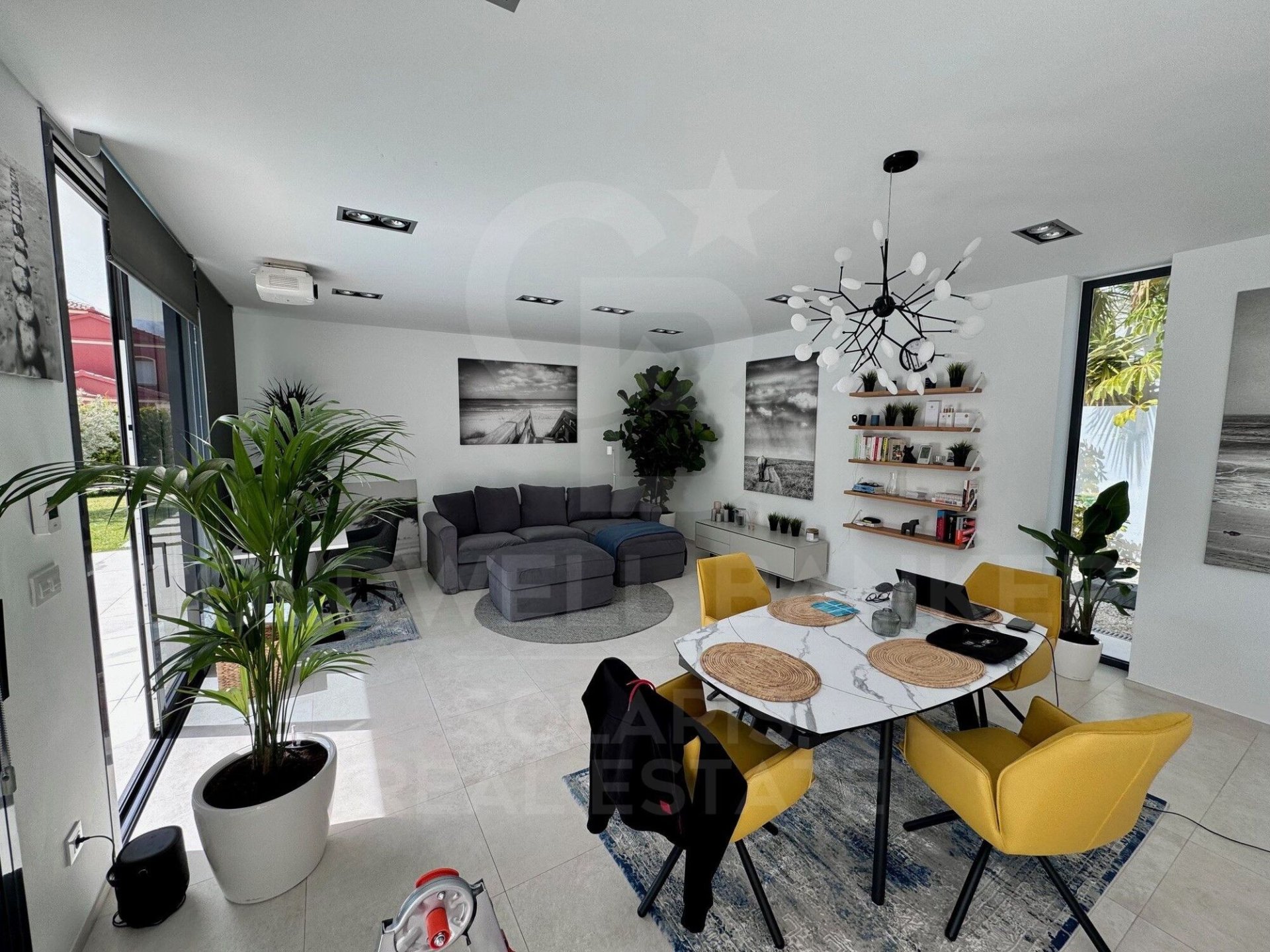 Villa in Calpe, Alicante, Spain 2 bedrooms, 200 sq.m. No. 157746