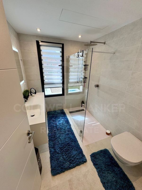 Villa in Calpe, Alicante, Spain 2 bedrooms, 200 sq.m. No. 157746