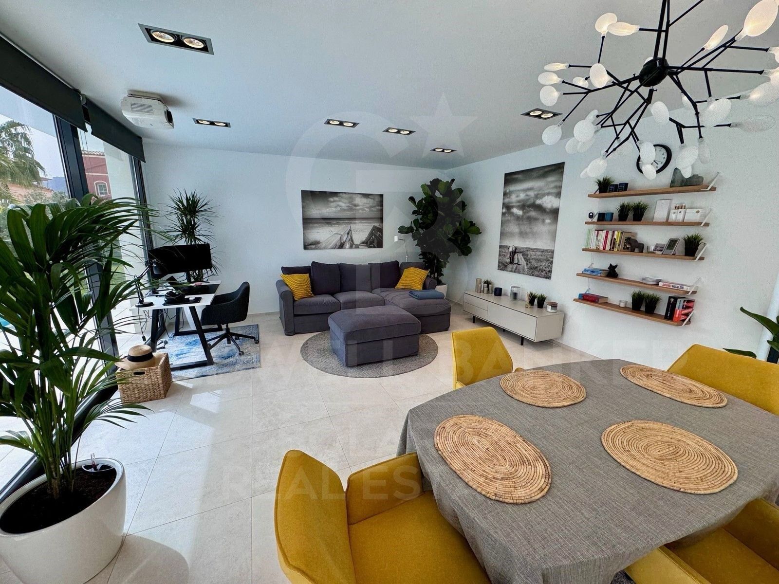 Villa in Calpe, Alicante, Spain 2 bedrooms, 200 sq.m. No. 157746