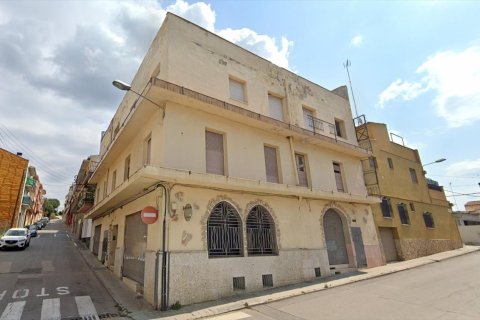 Commercial property in Tordera, Barcelona, Spain 90 sq.m. No. 191564