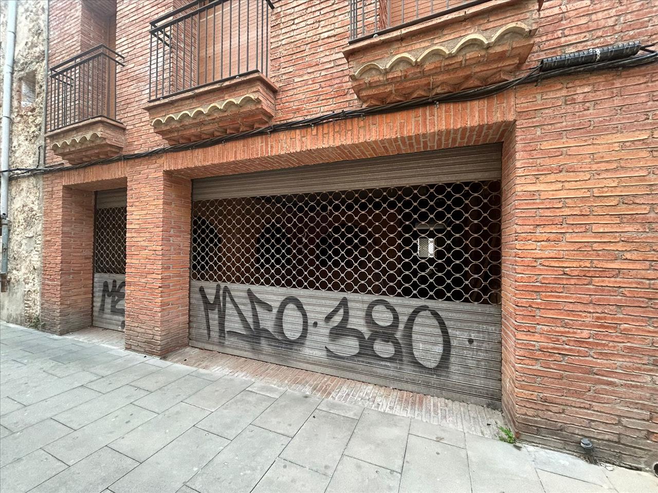 Tienda al por menor en Malgrat de Mar, Barcelona, España 47 m2 No. 191566