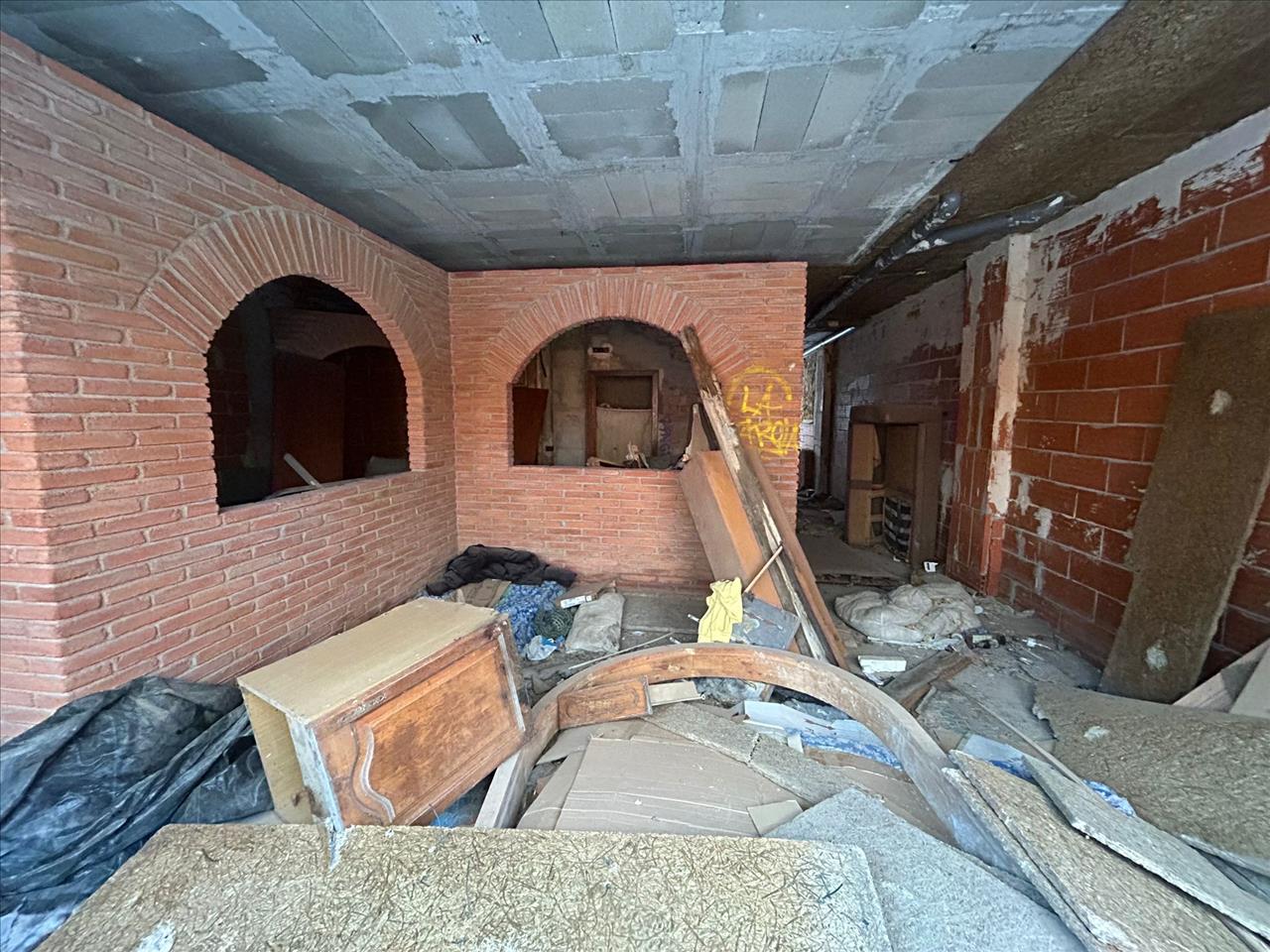 Tienda al por menor en Malgrat de Mar, Barcelona, España 47 m2 No. 191566
