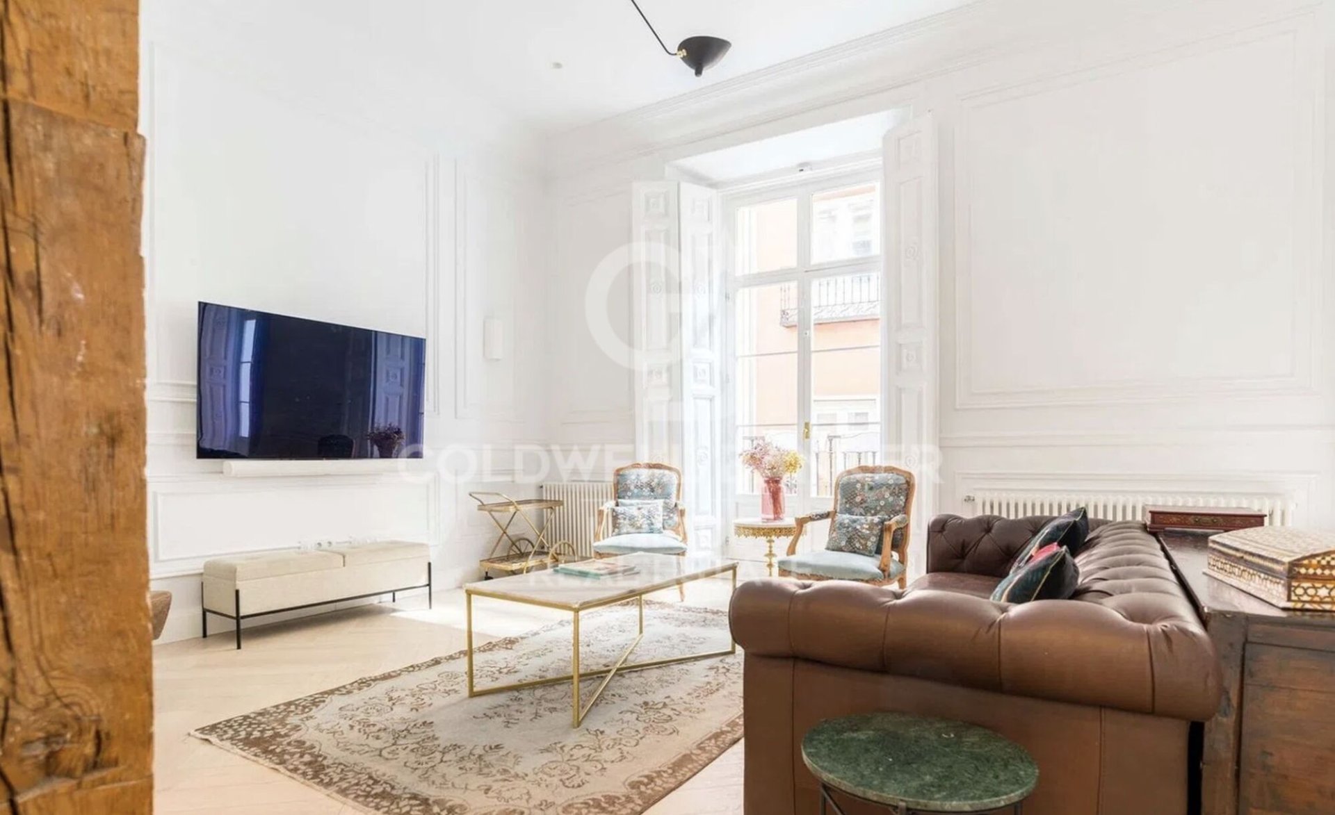 Huoneisto Madrid, Espanja 4 makuuhuonetta, 243 m2 No. 178765