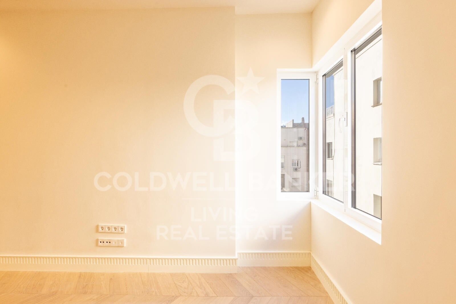 Apartment à Madrid, Espagne 2 chambres, 102 m2 No. 178761