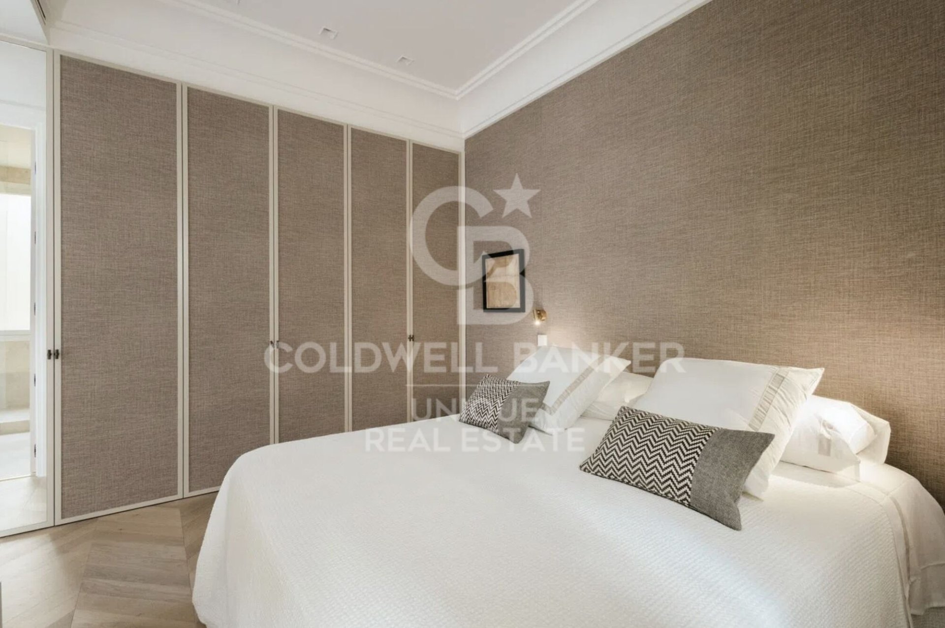 Apartment à Madrid, Espagne 3 chambres, 127 m2 No. 178762