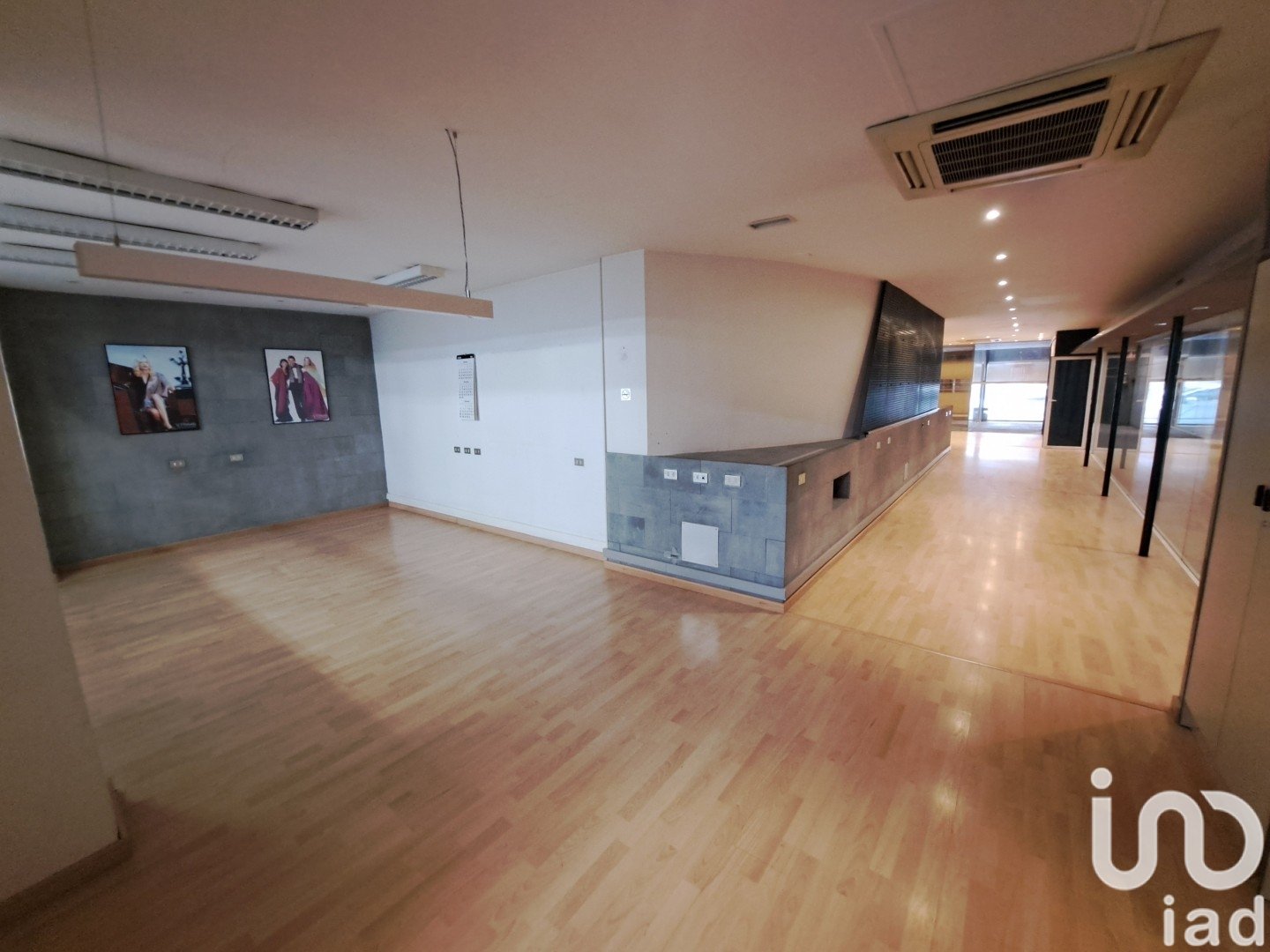 Propiedad comercial en Barcelona, España 487 m2 No. 154333