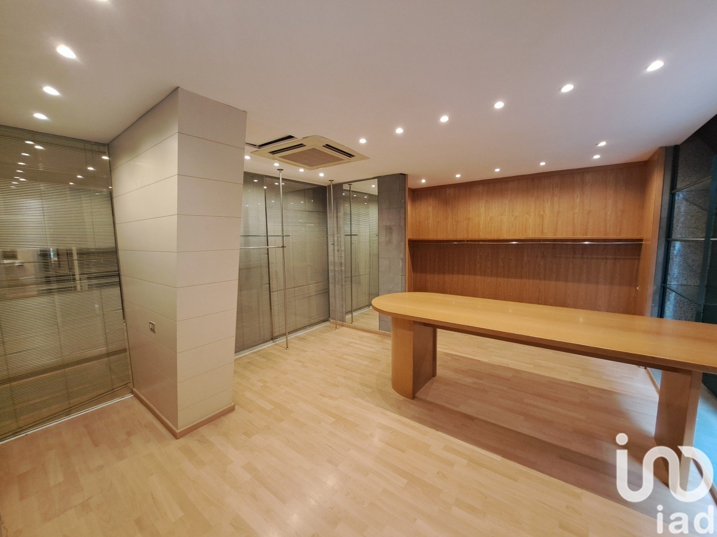 Propiedad comercial en Barcelona, España 487 m2 No. 154333