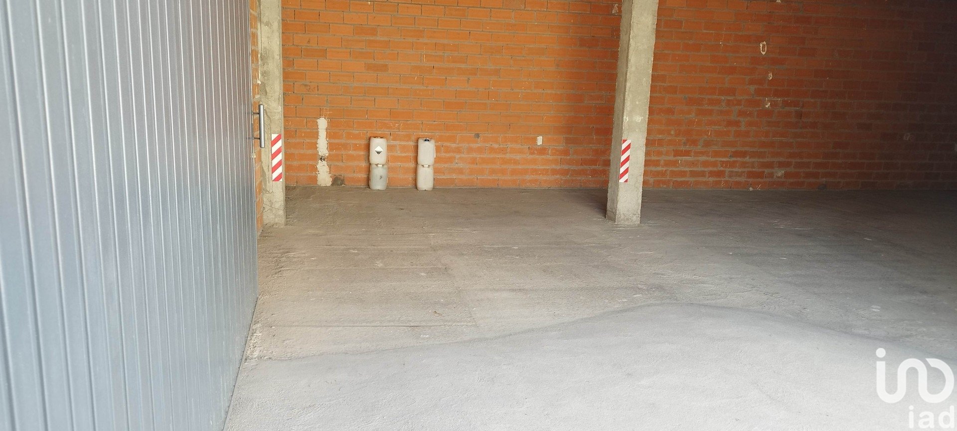 Commercial property in Castellanos de Moriscos, Salamanca, Spain 108 sq.m. No. 154336