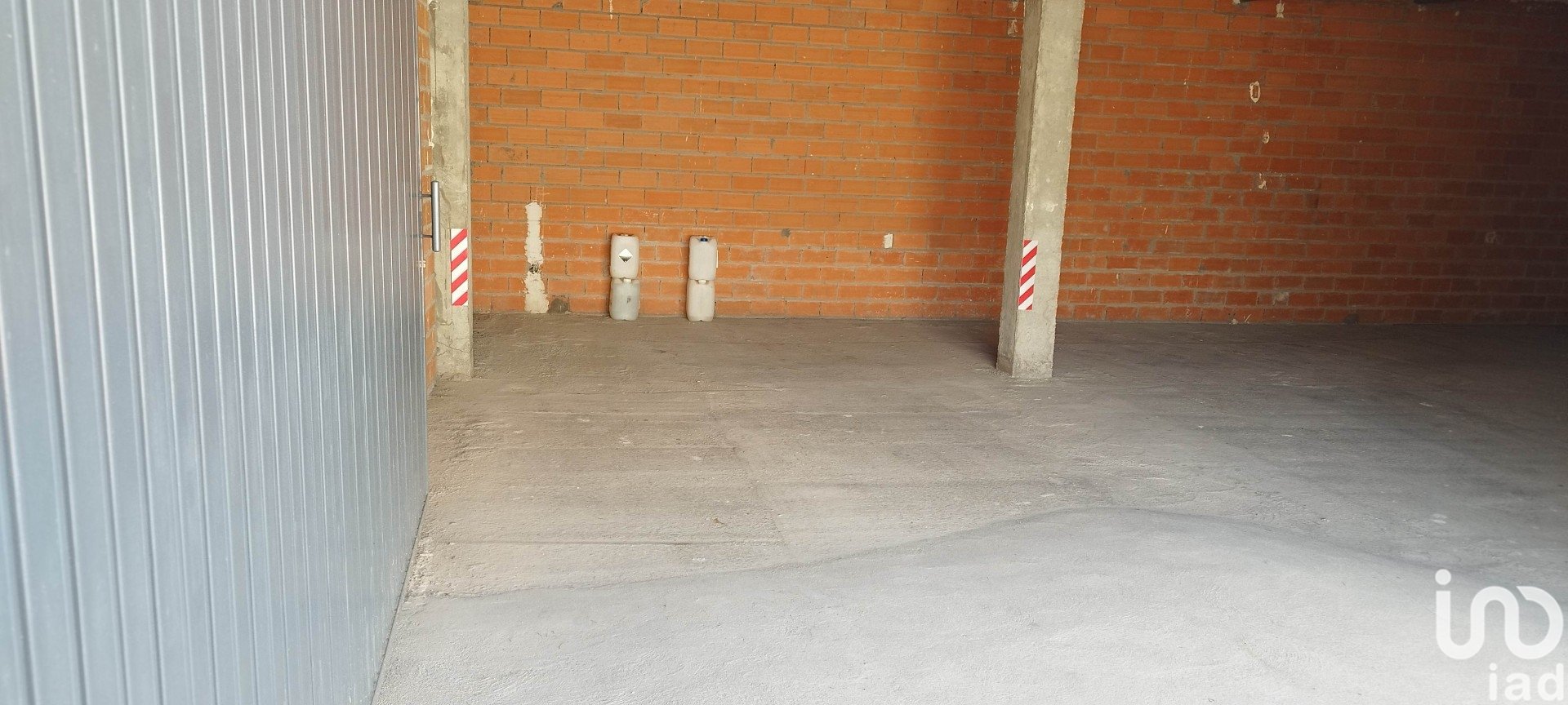Commercial property in Castellanos de Moriscos, Salamanca, Spain 108 sq.m. No. 154336
