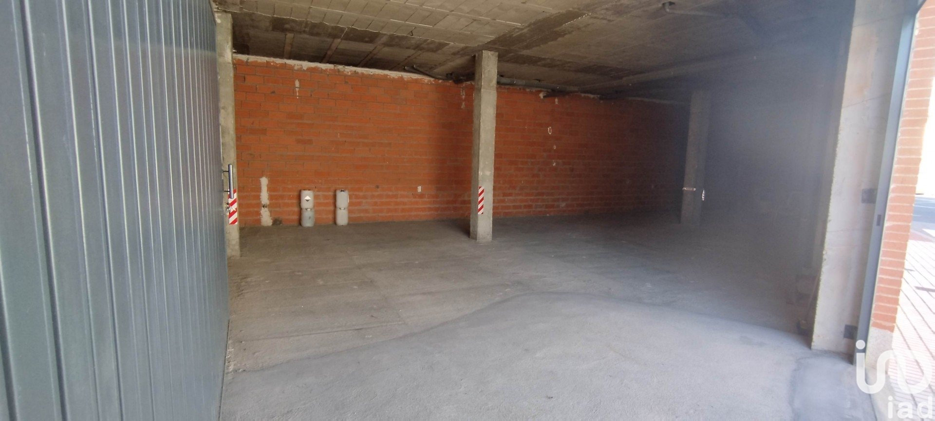 Commercial property in Castellanos de Moriscos, Salamanca, Spain 108 sq.m. No. 154336