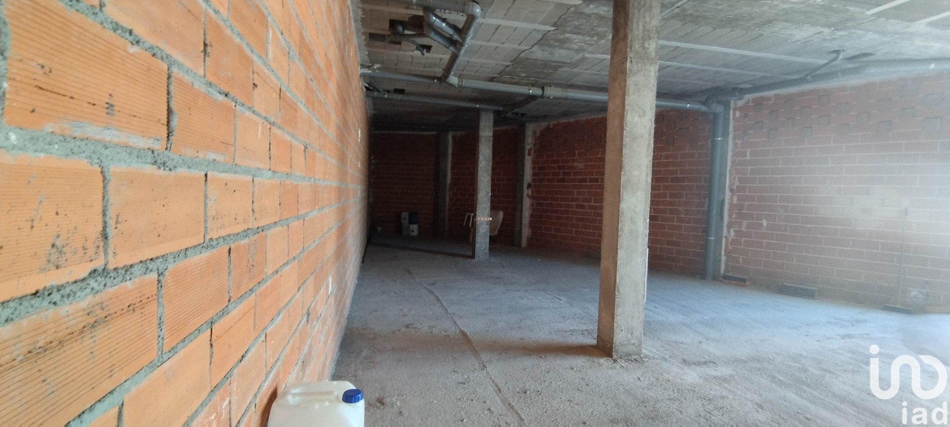 Commercial property in Castellanos de Moriscos, Salamanca, Spain 108 sq.m. No. 154336