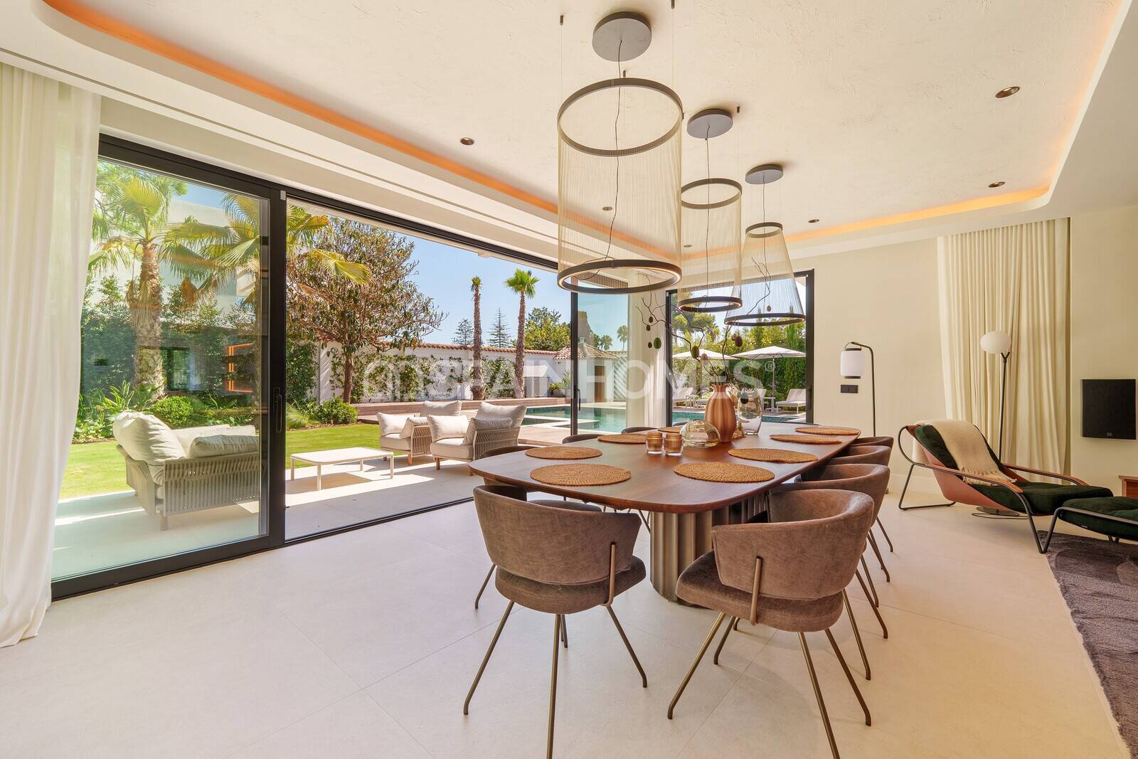 Huvila Marbella, Malaga, Espanja 5 makuuhuonetta, 336 m2 No. 144612