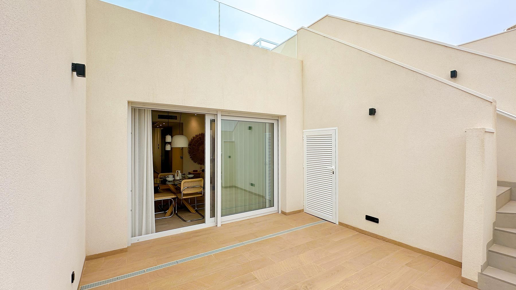Bungalow i Alicante, Spanien 2 sovrum, 75 kvm. Nr. 144615