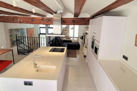 Duplex à Valencia, Espagne 3 chambres, 195 m2 No. 133347