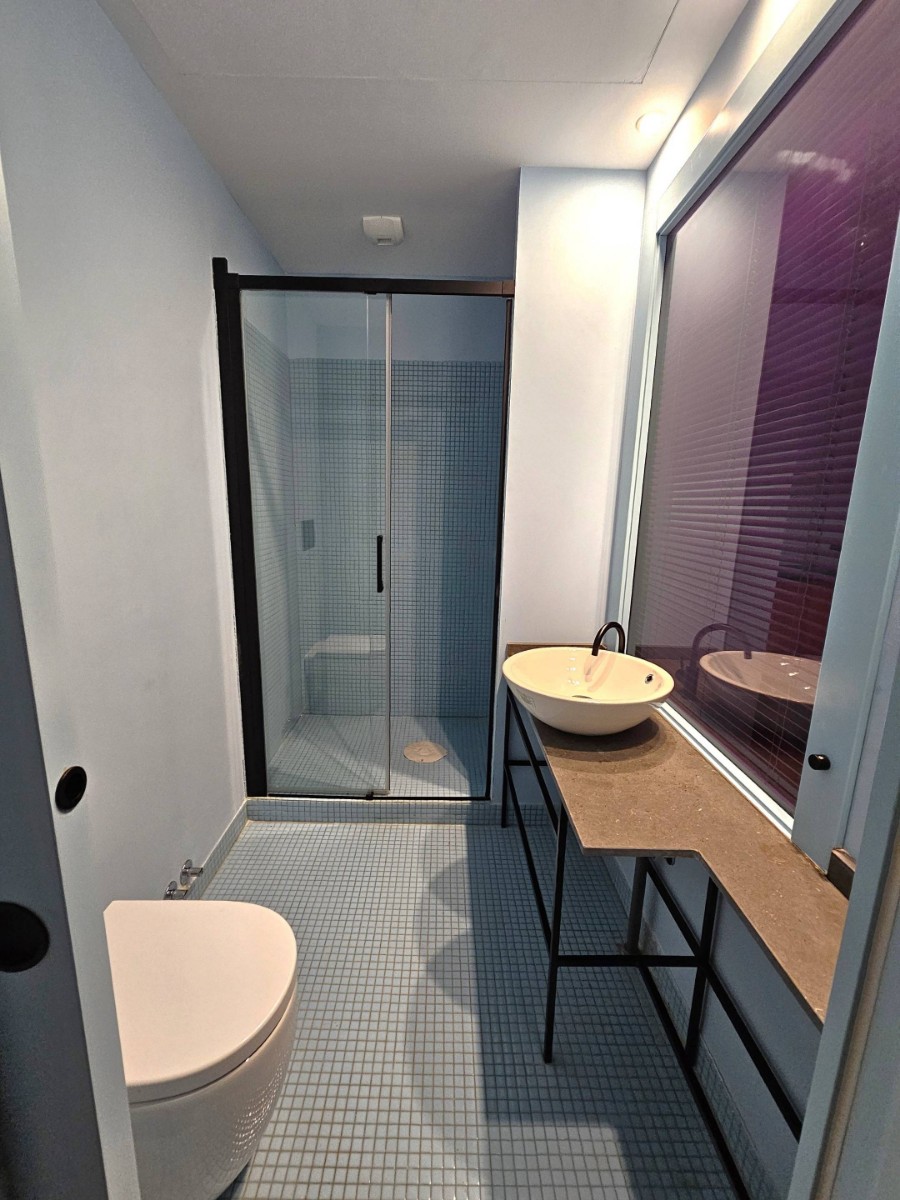 Komerciāls īpašums Valencia, Spānijā 9 istabas, 475 m2 Nr. 133344