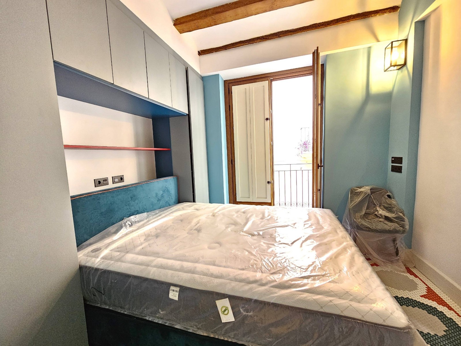 Komerciāls īpašums Valencia, Spānijā 9 istabas, 475 m2 Nr. 133344
