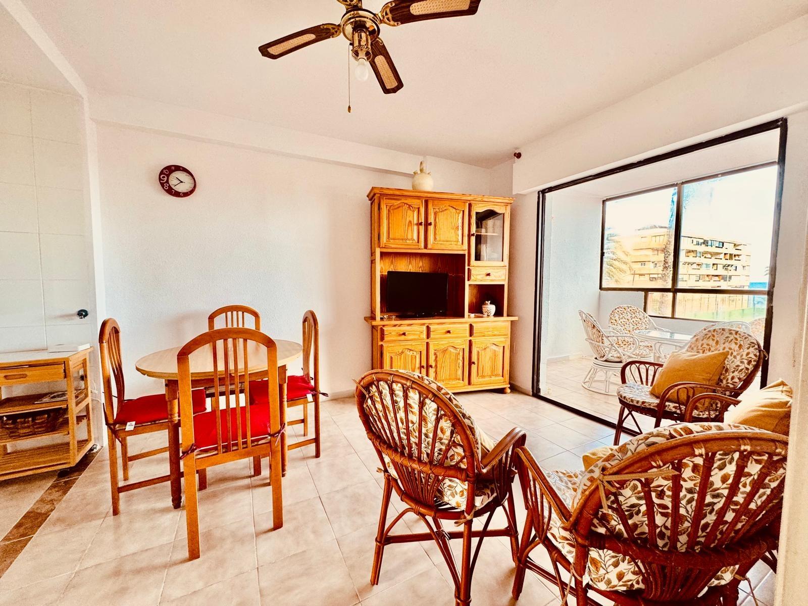 Lägenhet i Cabo Cervera-Playa la Mata, Alicante, Spanien 3 sovrum, 77 kvm. Nr. 155908