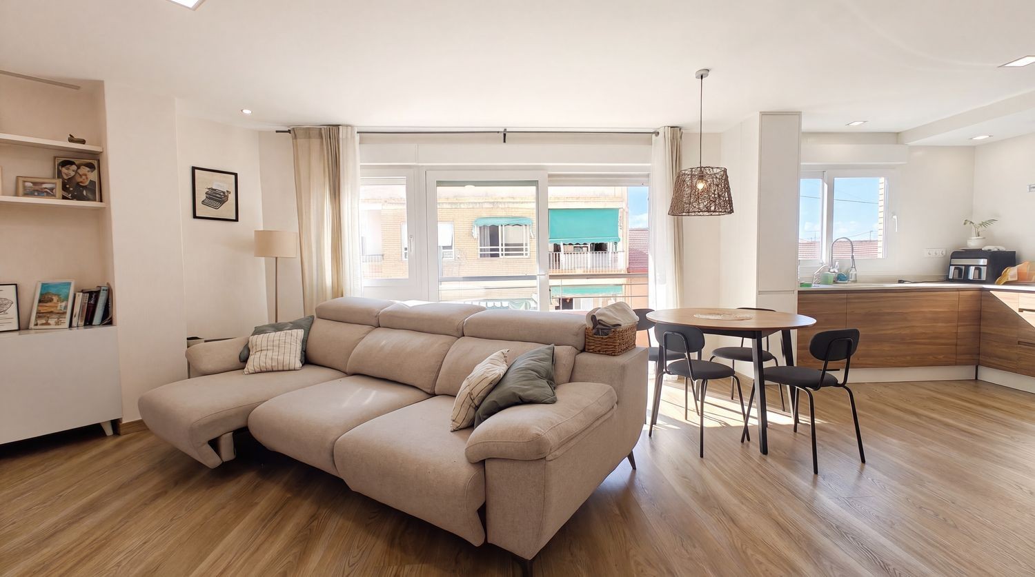 Apartament w Alicante, Hiszpania 3 sypialnie, 94 mkw. nr 196734