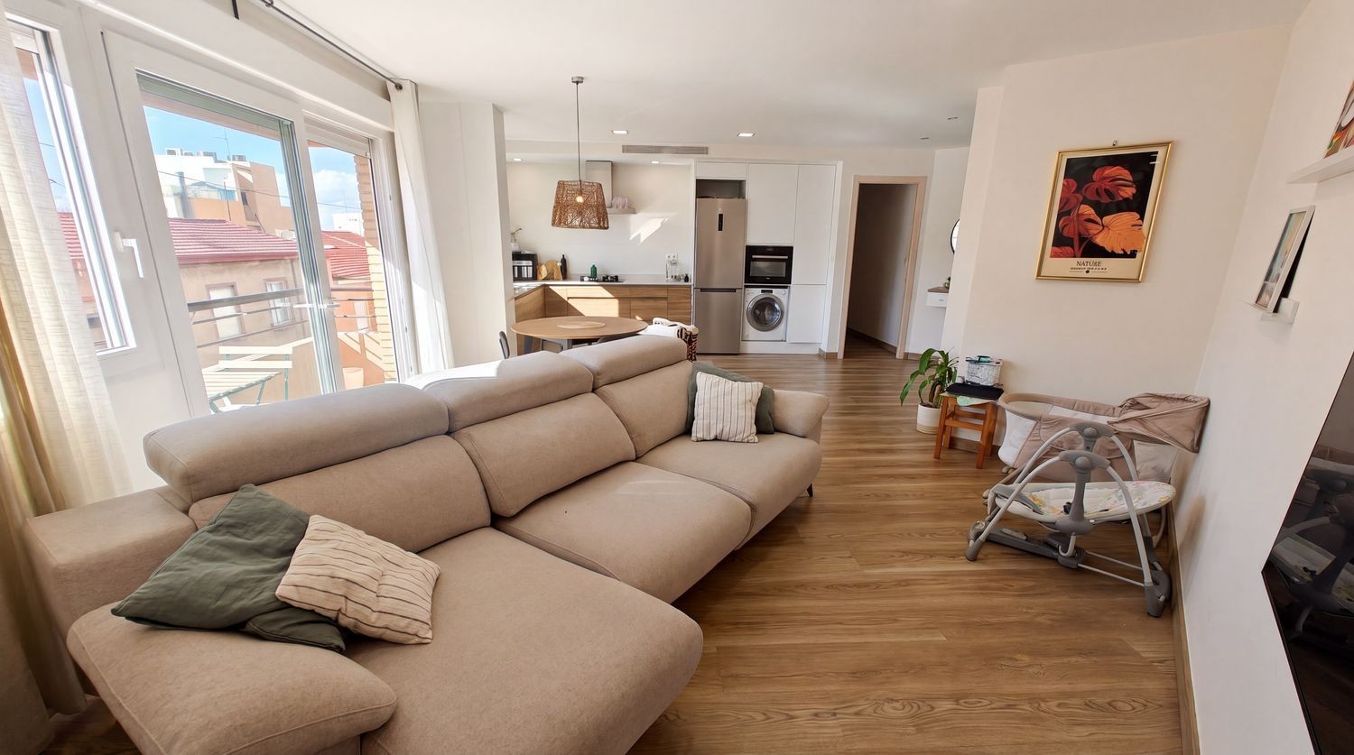 Apartament w Alicante, Hiszpania 3 sypialnie, 94 mkw. nr 196734