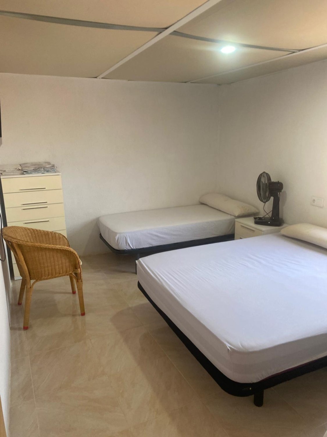 Talo Guardamar del Segura, Alicante, Espanja 4 makuuhuonetta, 311 m2 No. 155759