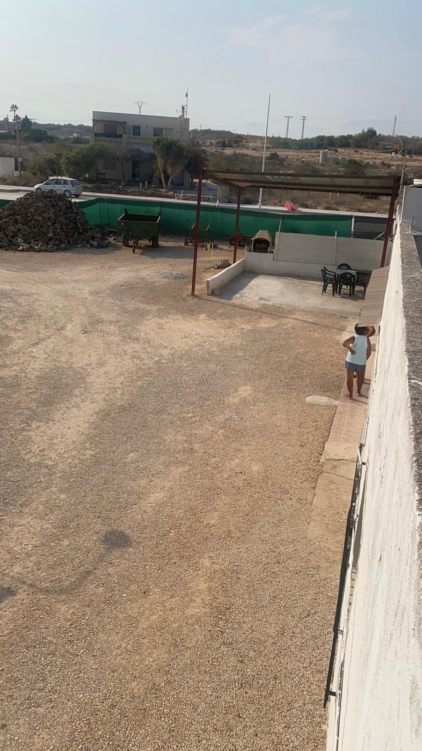Talo Guardamar del Segura, Alicante, Espanja 4 makuuhuonetta, 311 m2 No. 155759