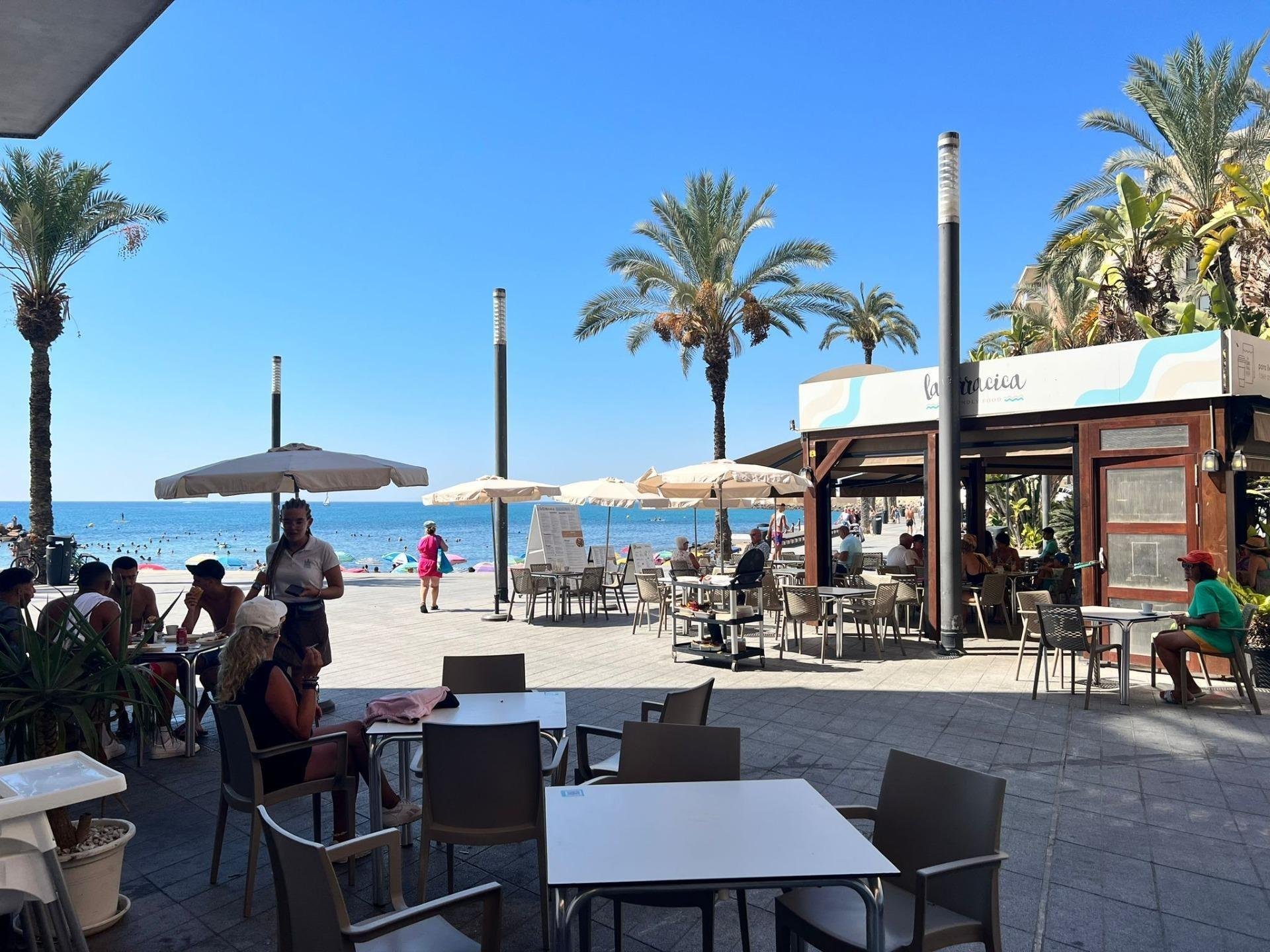 Wohnung in Torrevieja, Alicante, Spanien 4 Schlafzimmer, 120 m2 Nr. 155760