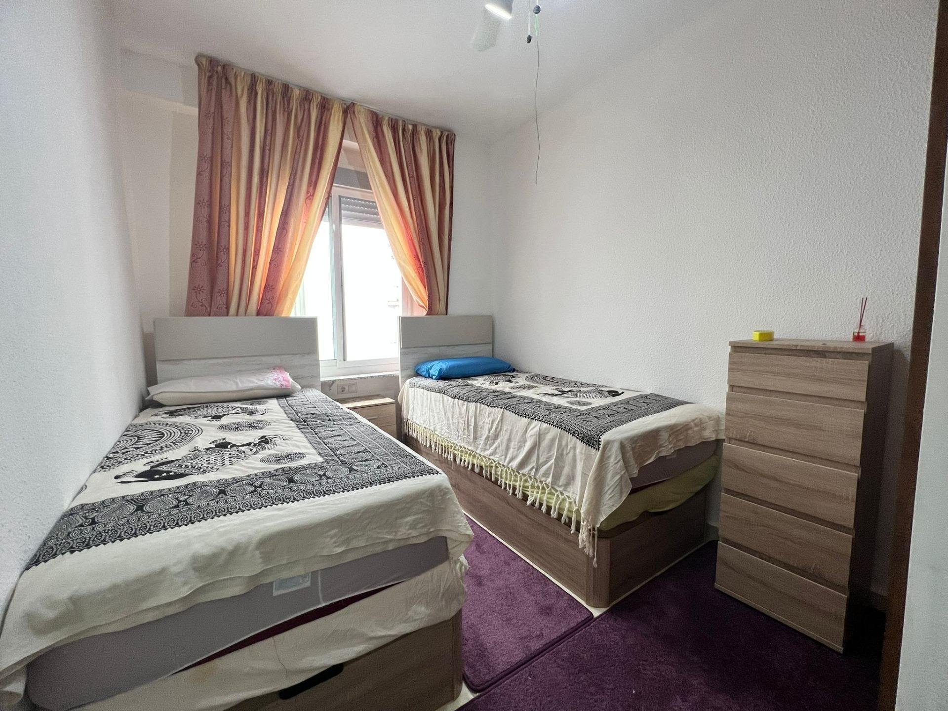 Wohnung in Torrevieja, Alicante, Spanien 4 Schlafzimmer, 120 m2 Nr. 155760