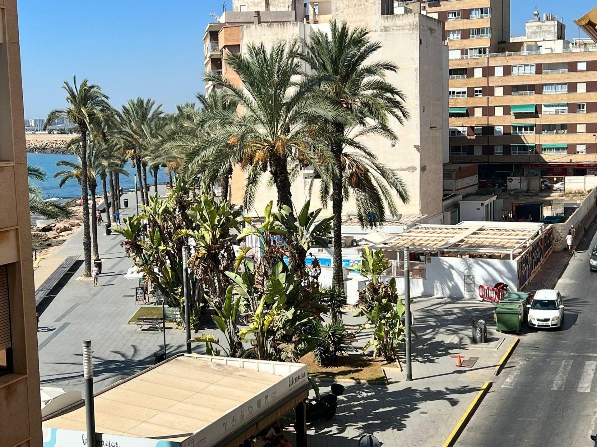 Wohnung in Torrevieja, Alicante, Spanien 4 Schlafzimmer, 120 m2 Nr. 155760
