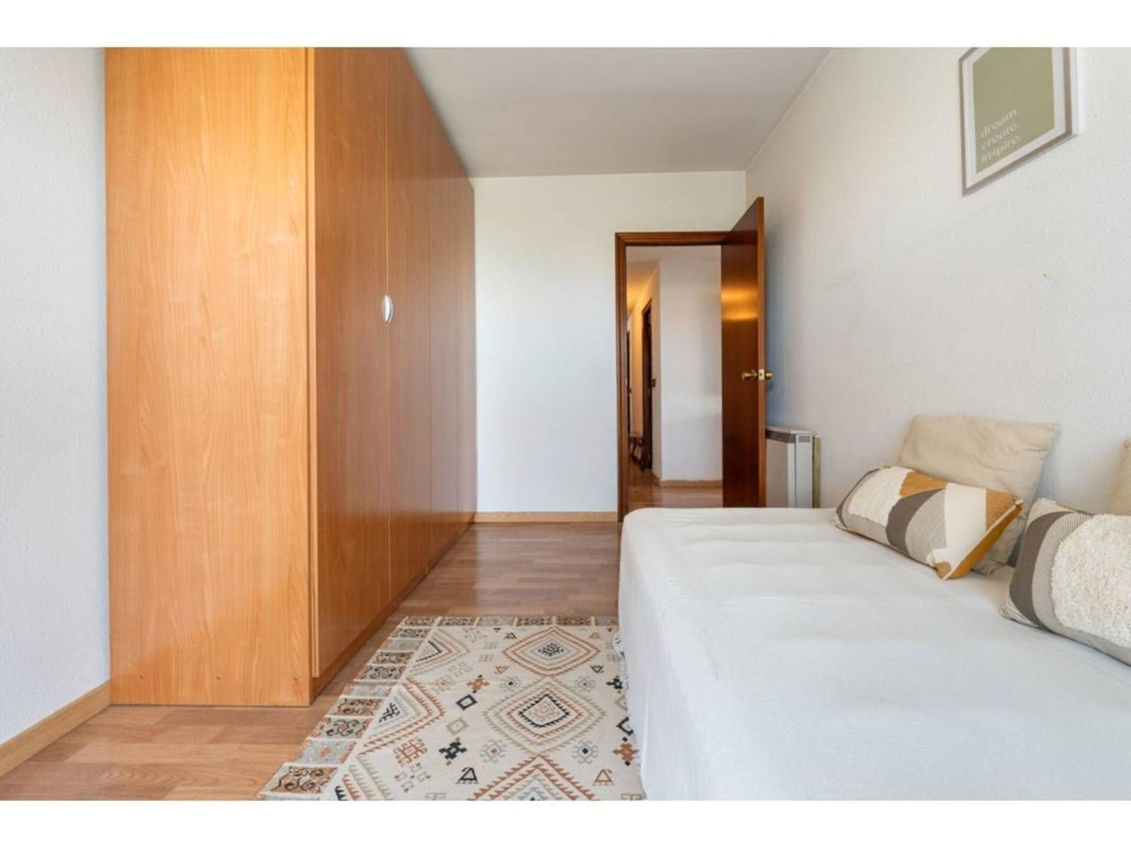 Apartamento en España 4 dormitorios, 140 m2 No. 168984