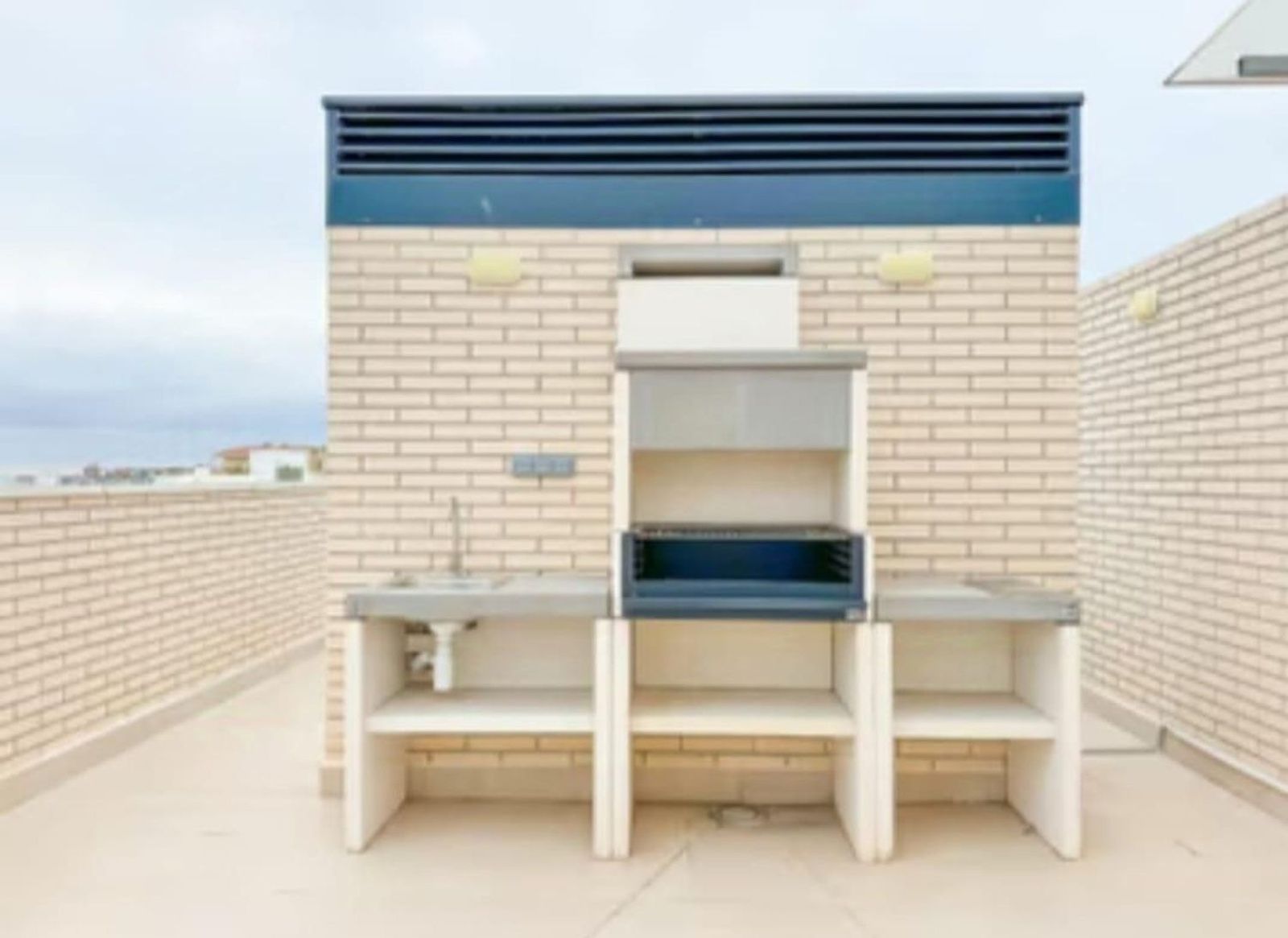 Apartamento en La Pineda, Tarragona, España 3 dormitorios, 169 m2 No. 168986