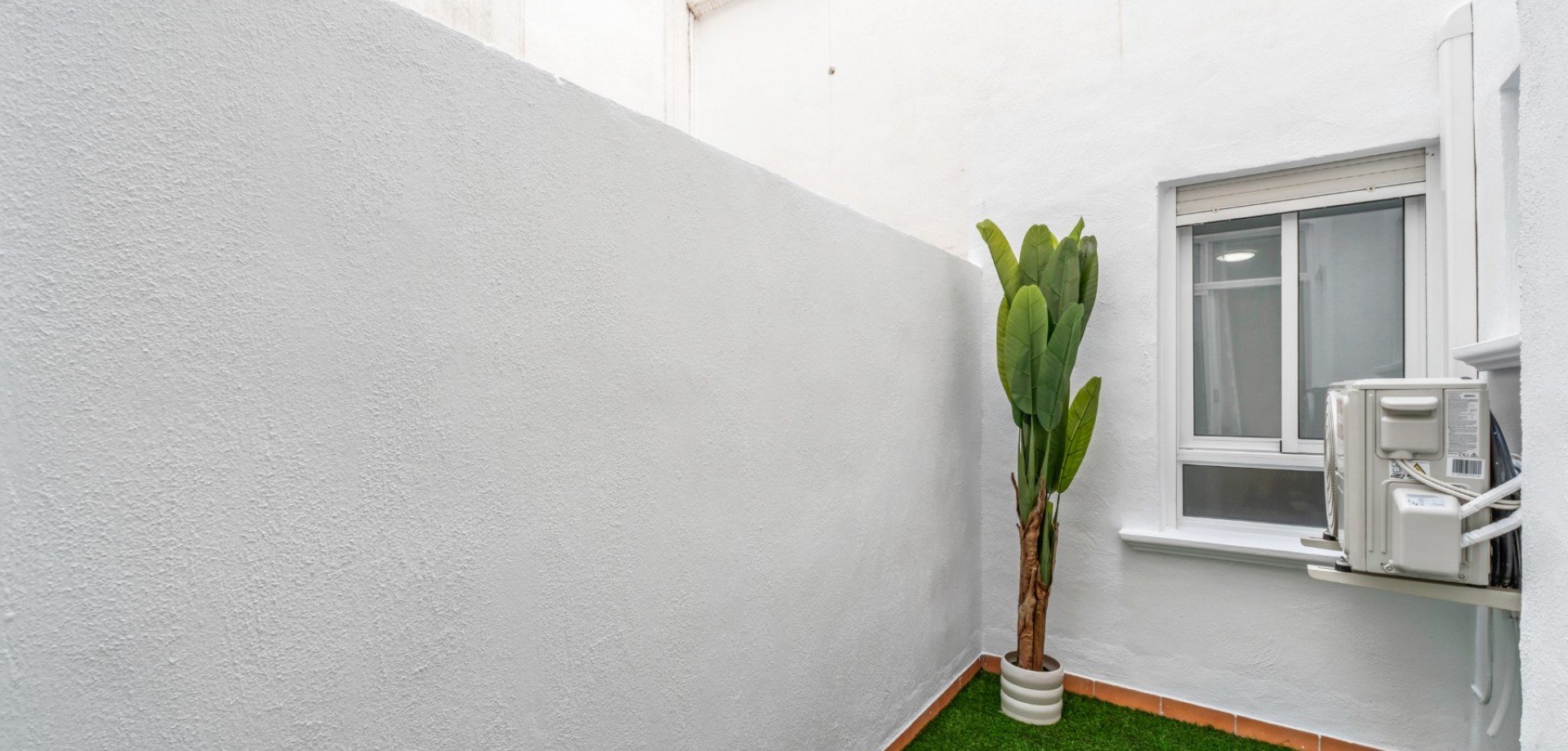 Apartamento en Alicante, España 2 dormitorios, 68 m2 No. 190166