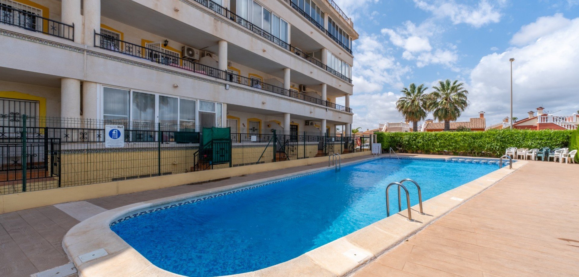 Apartamento en Alicante, España 2 dormitorios, 68 m2 No. 190166