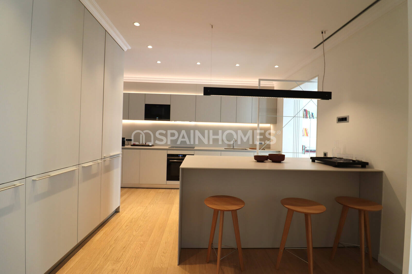 Apartament w Barcelona, Hiszpania 3 sypialnie, 188 mkw. nr 138644