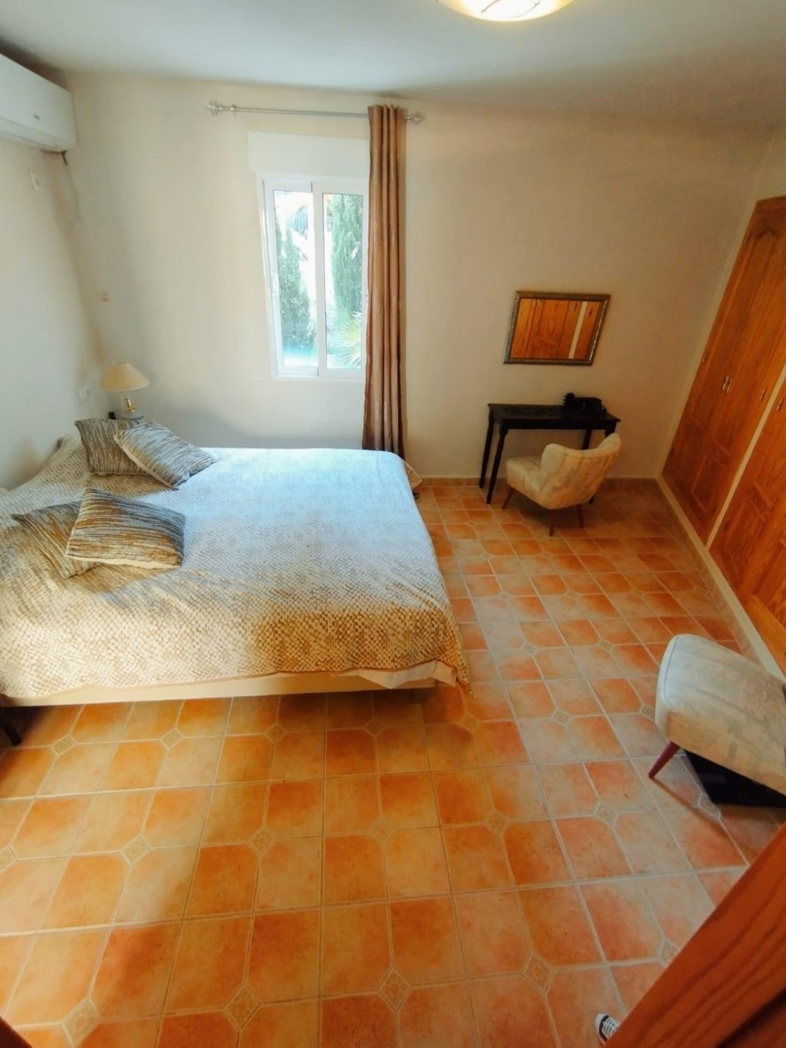 Villa i Maryvilla, Alicante, Spanien 8 sovrum, 476 kvm. Nr. 165178