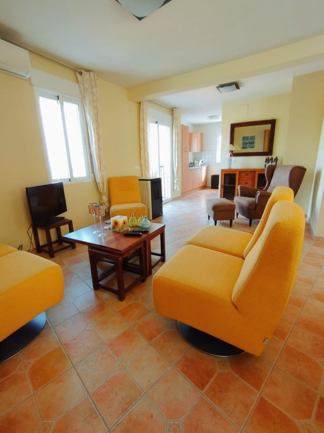 Villa i Maryvilla, Alicante, Spanien 8 sovrum, 476 kvm. Nr. 165178
