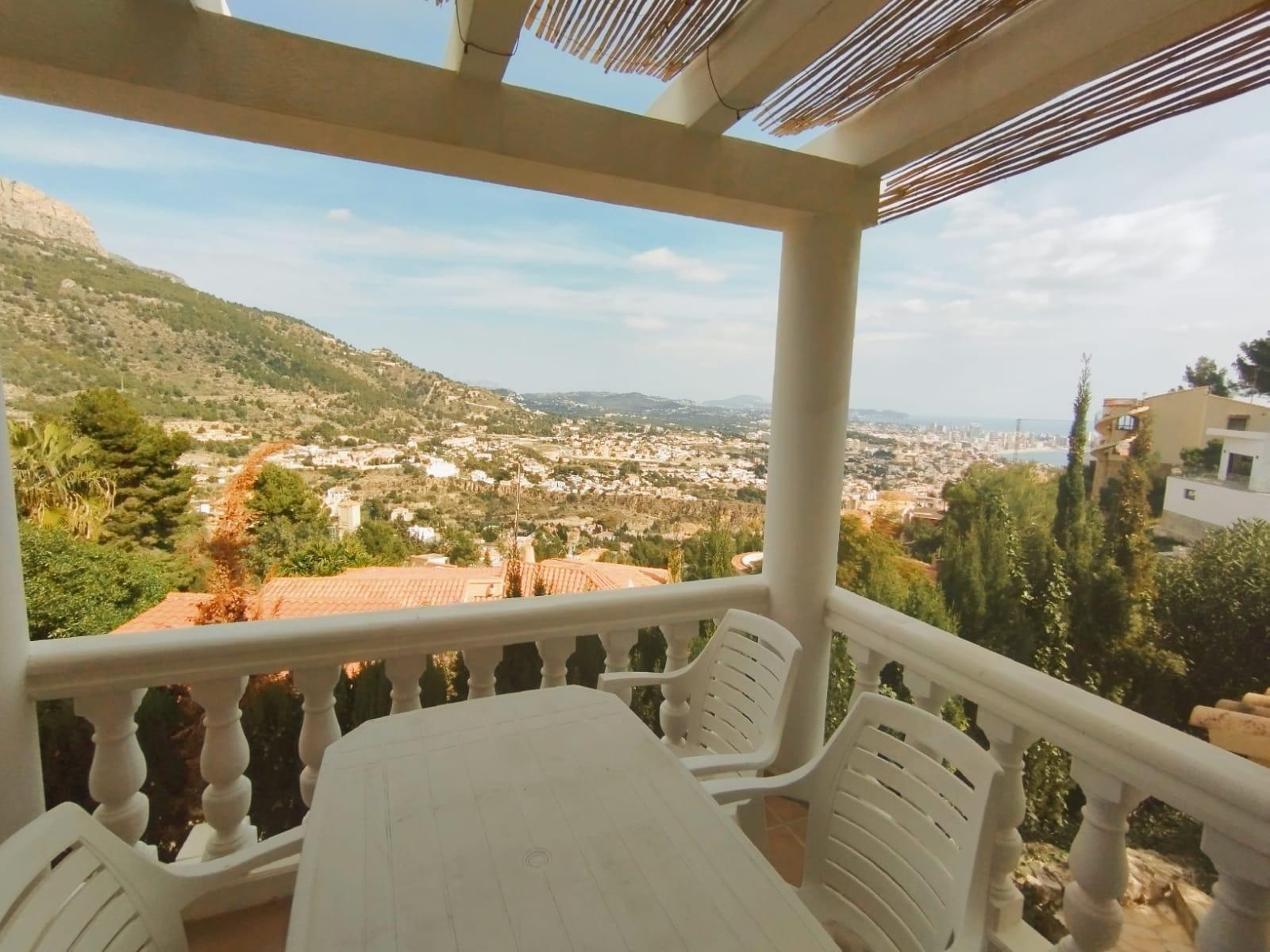 Villa i Maryvilla, Alicante, Spanien 8 sovrum, 476 kvm. Nr. 165178