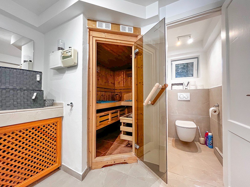 Вилла в Коста Де Ла Кальма, Майорка, Испания 4 спальни, 300м2 №143542
