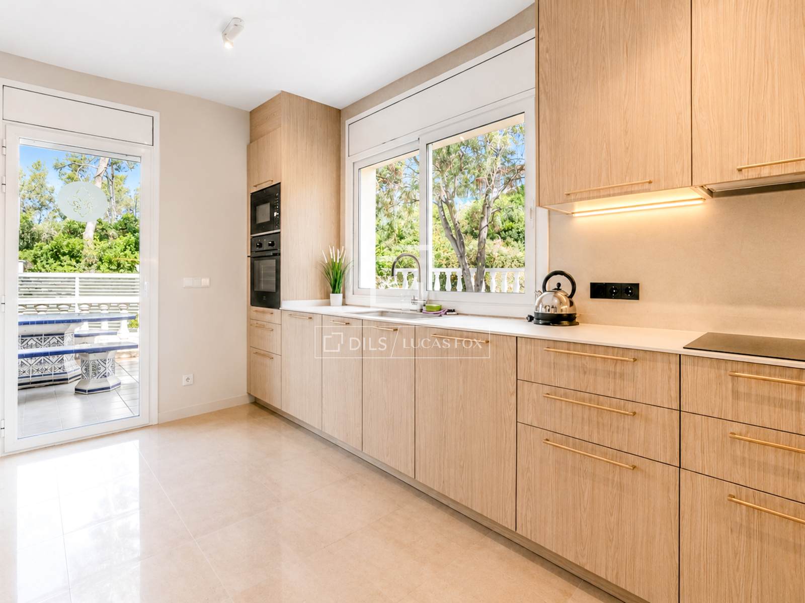 Villa i Sitges, Barcelona, Spanien 5 sovrum, 224 kvm. Nr. 150822