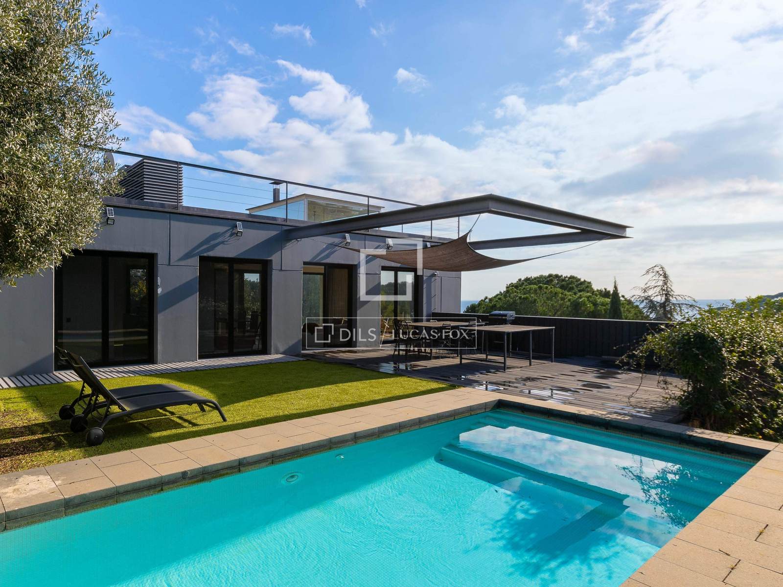 Villa i Premia De Dalt, Barcelona, Spanien 4 sovrum, 331 kvm. Nr. 150819