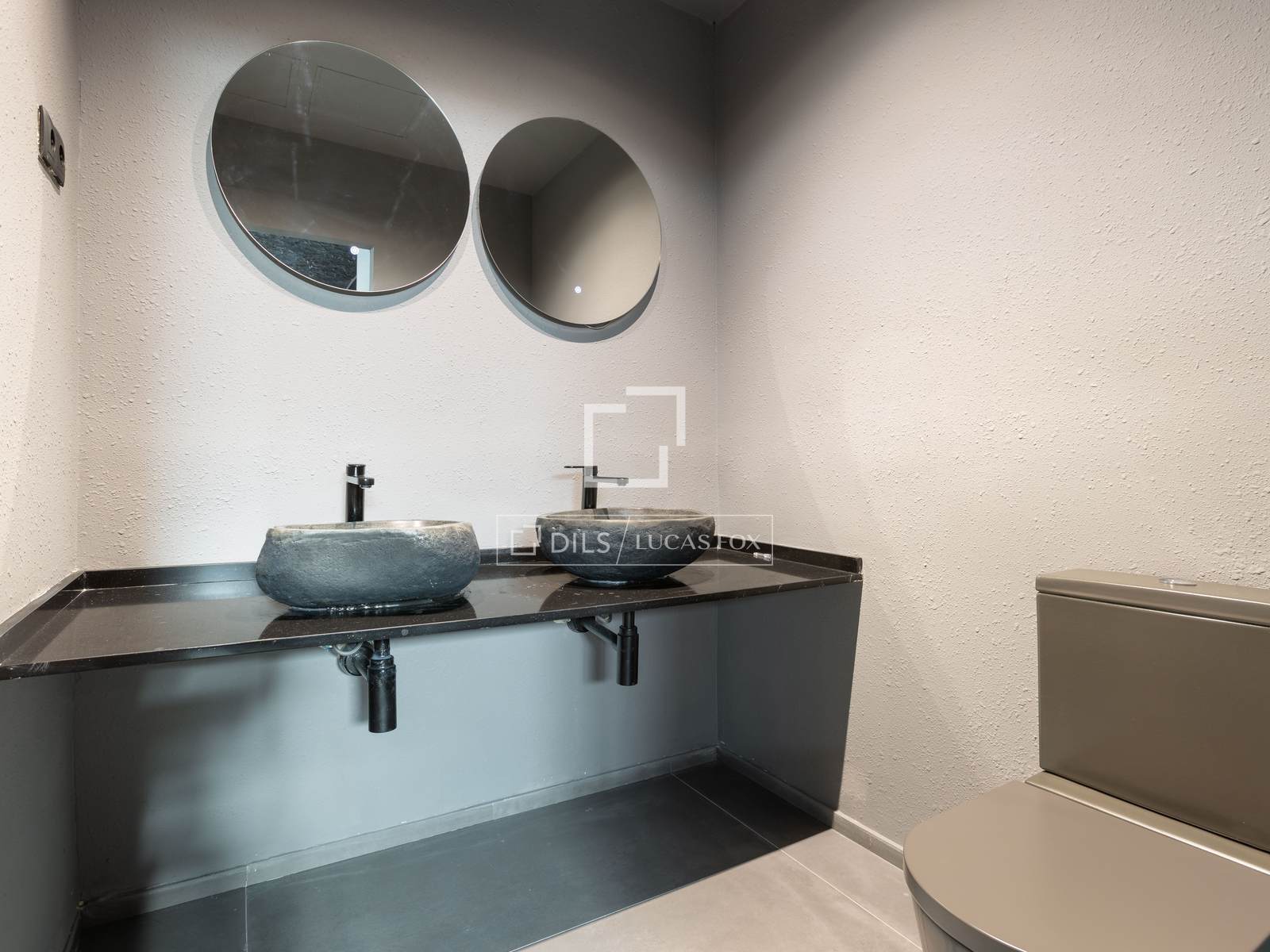 Villa i Premia De Dalt, Barcelona, Spanien 4 sovrum, 331 kvm. Nr. 150819