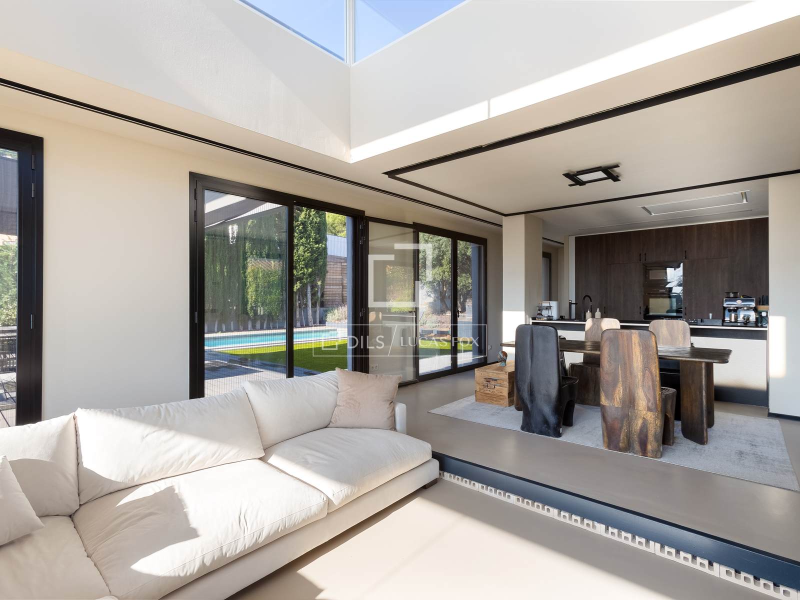 Villa i Premia De Dalt, Barcelona, Spanien 4 sovrum, 331 kvm. Nr. 150819