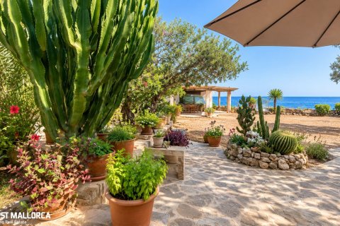 Finca Cala Llombards, Mallorca, Spānijā 4 istabas, 240 m2 Nr. 191966