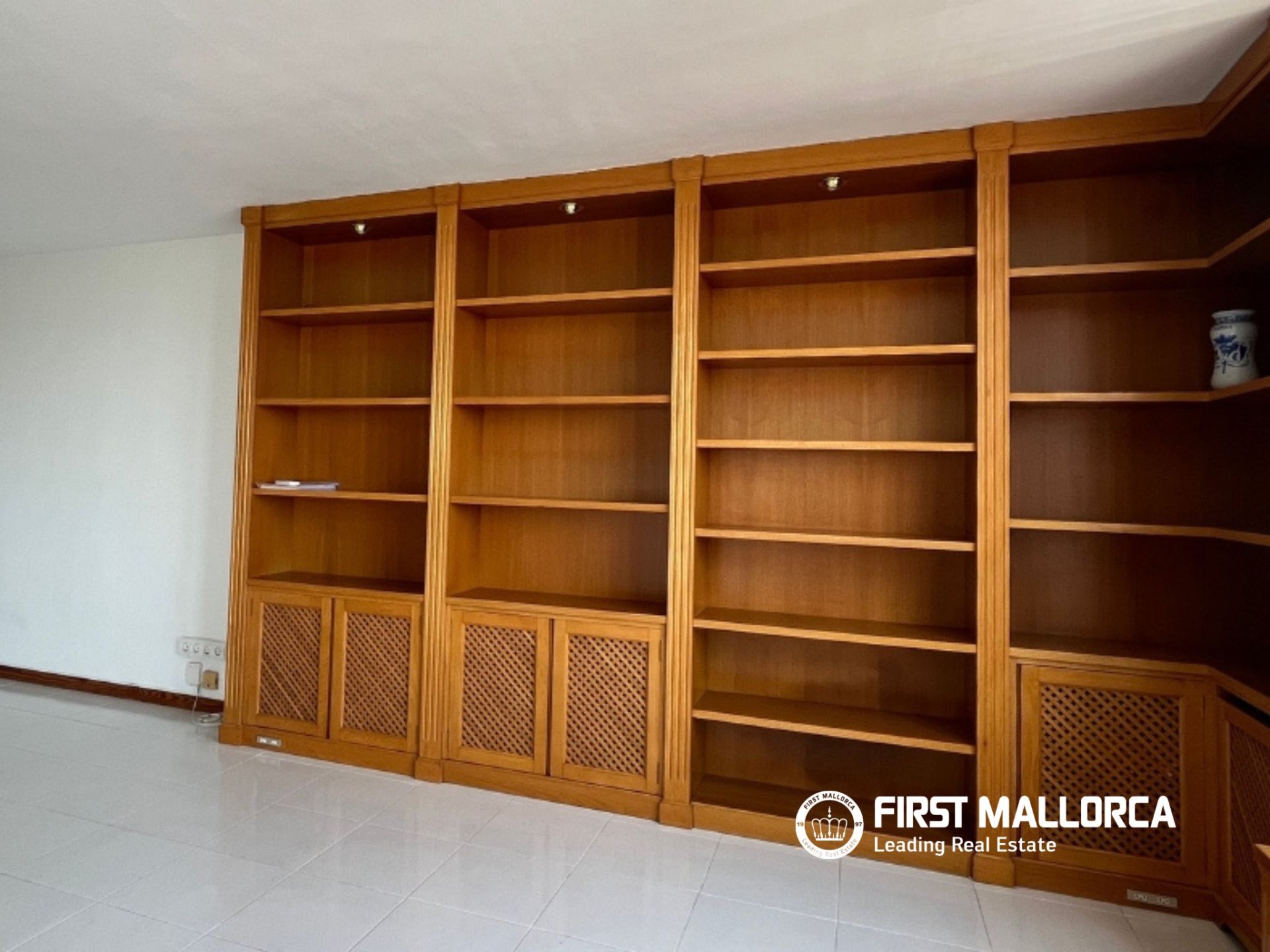Apartment in Cala Mayor, Mallorca, Spain 3 bedrooms, 121 sq.m. No. 191967
