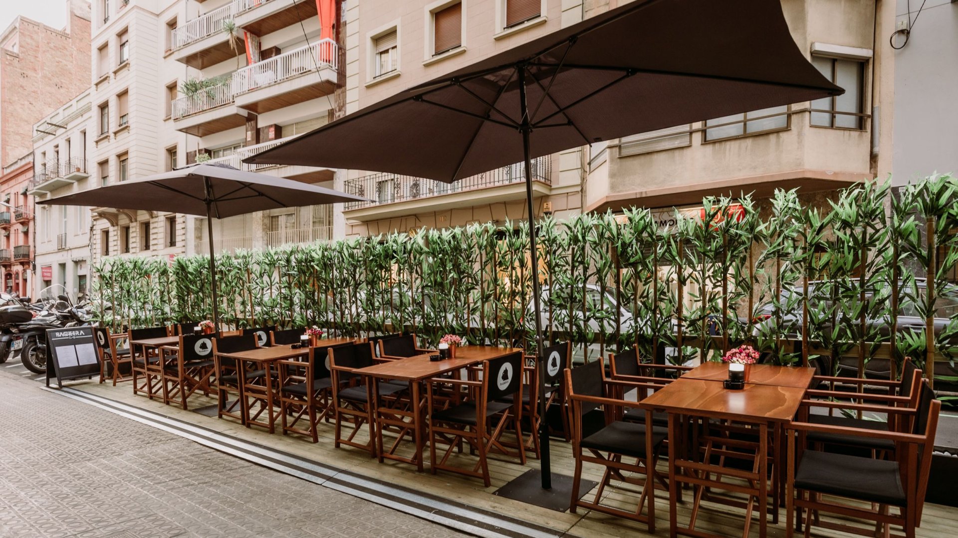 Komerciāls īpašums Barcelona, Spānijā 360 m2 Nr. 133440