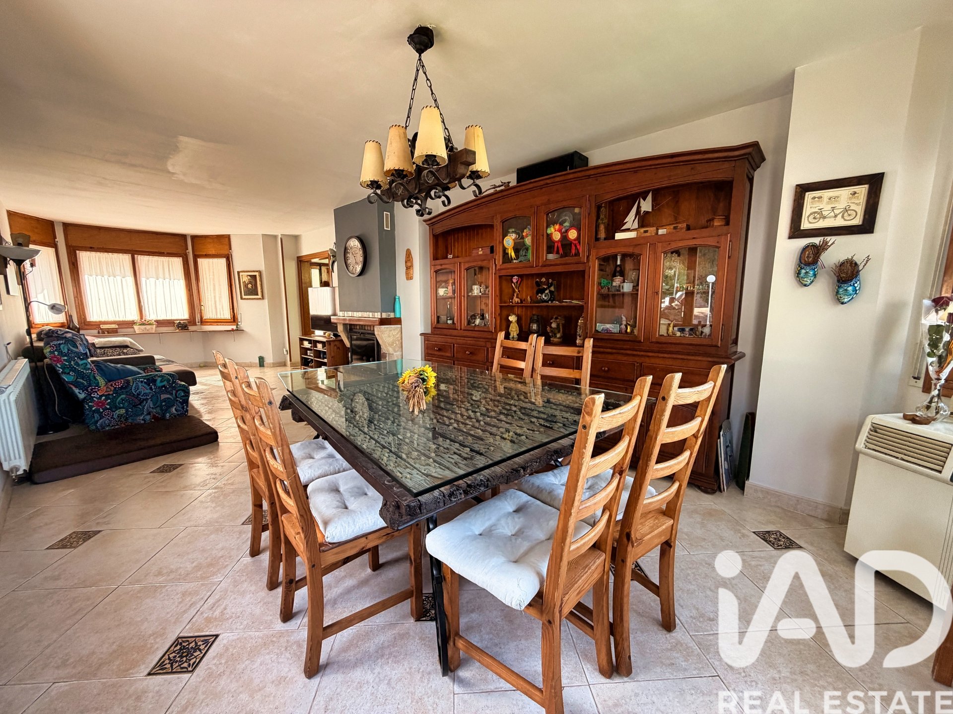 House in Vallirana, Barcelona, Spanien 5 Schlafzimmer, 281 m2 Nr. 172565