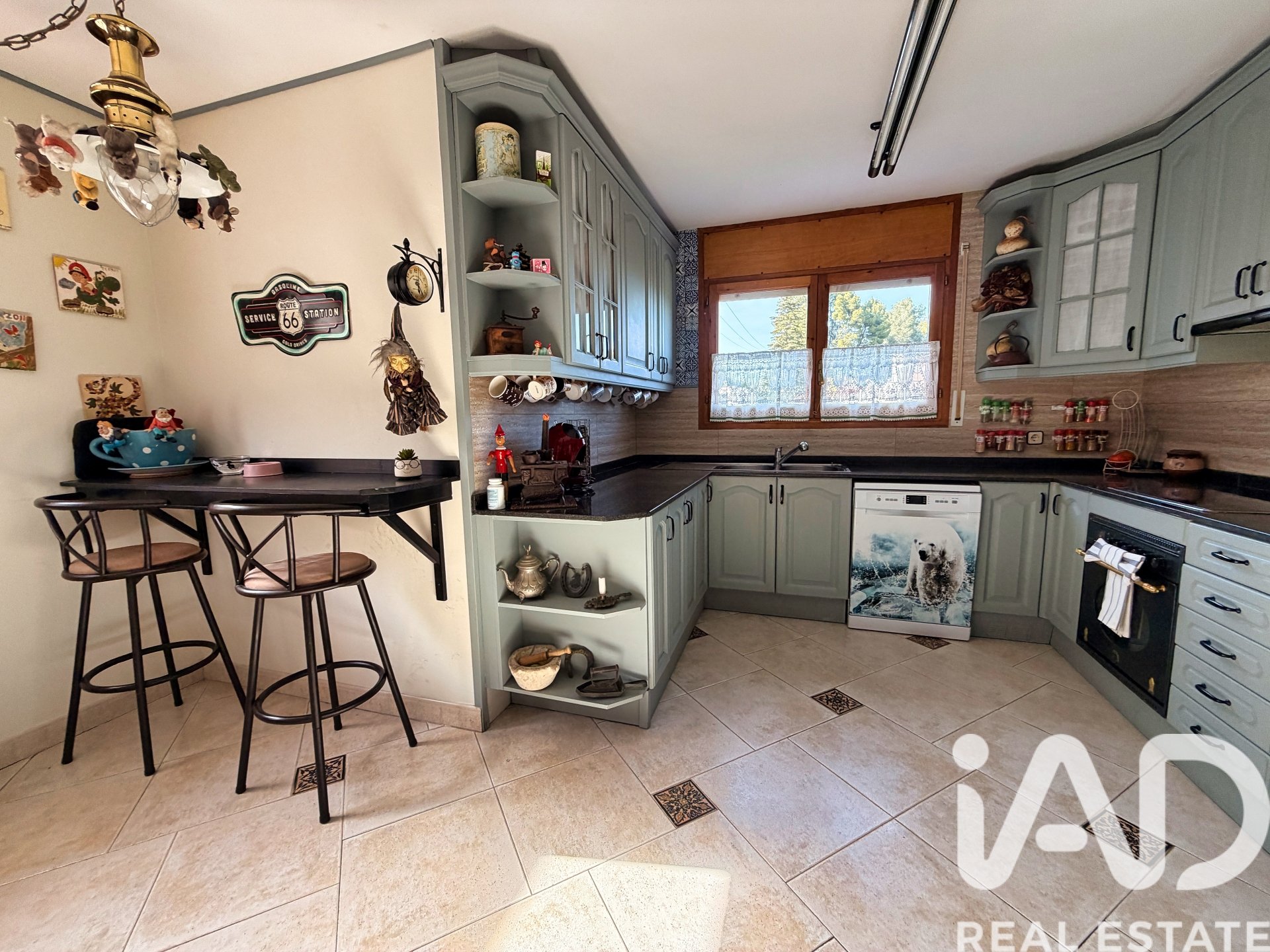 House in Vallirana, Barcelona, Spanien 5 Schlafzimmer, 281 m2 Nr. 172565