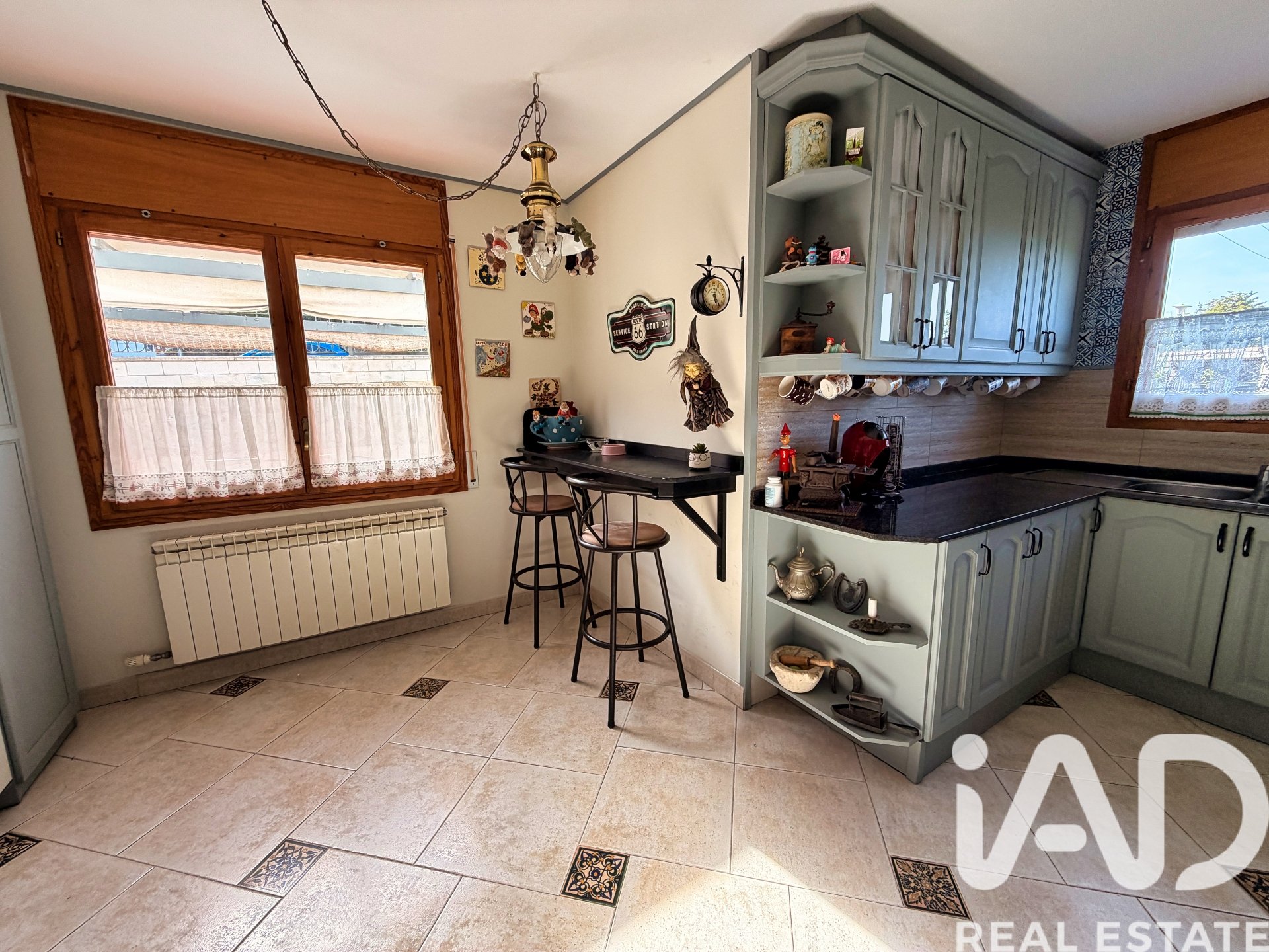 House in Vallirana, Barcelona, Spanien 5 Schlafzimmer, 281 m2 Nr. 172565