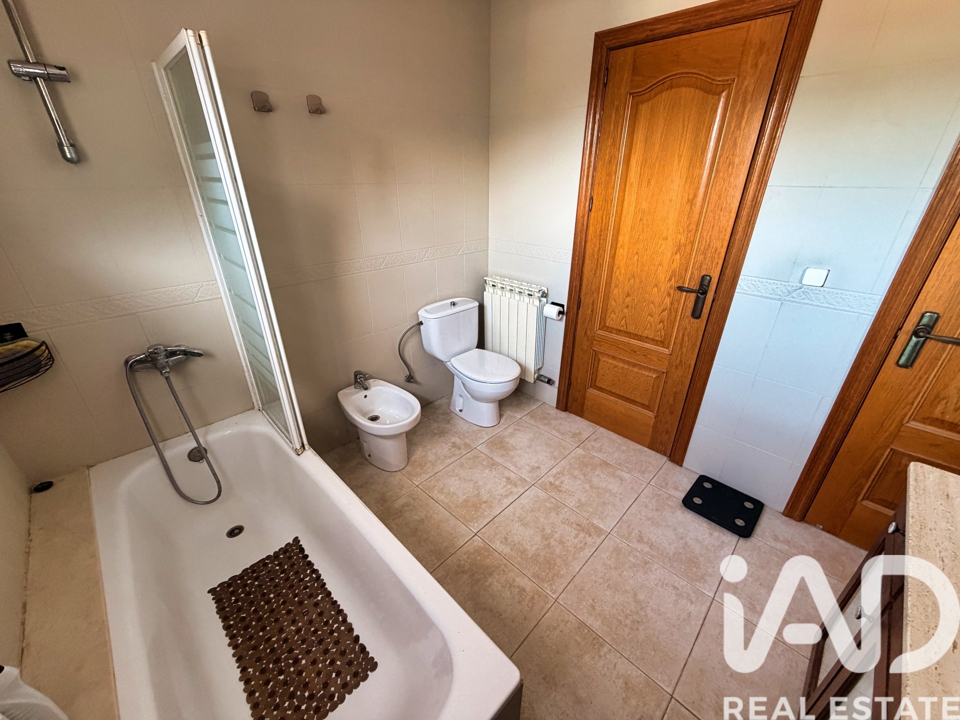 House in Vallirana, Barcelona, Spanien 5 Schlafzimmer, 281 m2 Nr. 172565