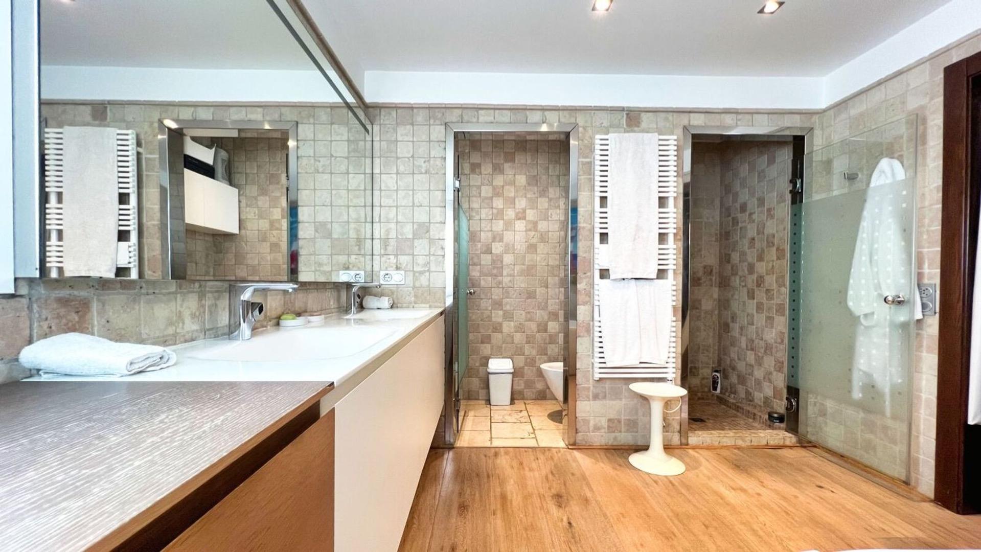 Villa in Benidorm, Alicante, Spanien 6 Schlafzimmer, 357 m2 Nr. 151051